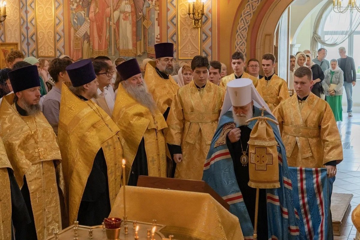 «Несите в мир свет добра»: напутствие владыки Павла - фото 9